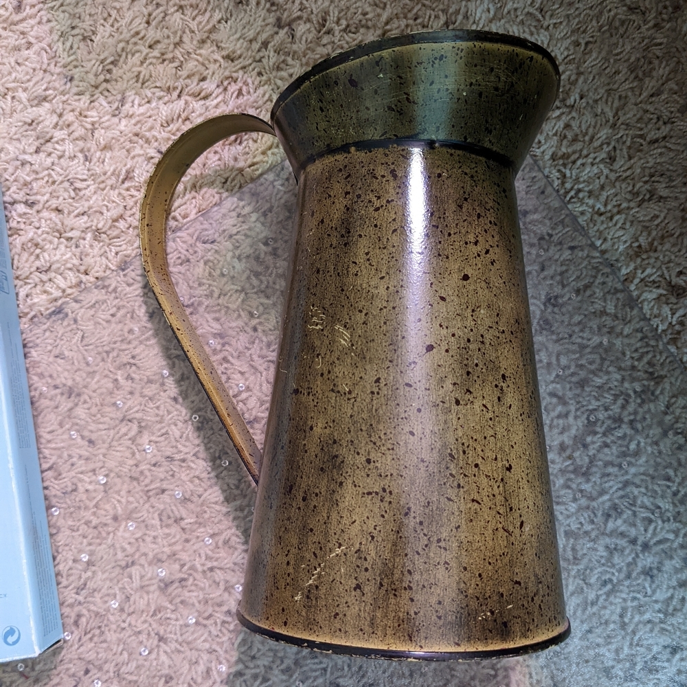 Home accent container